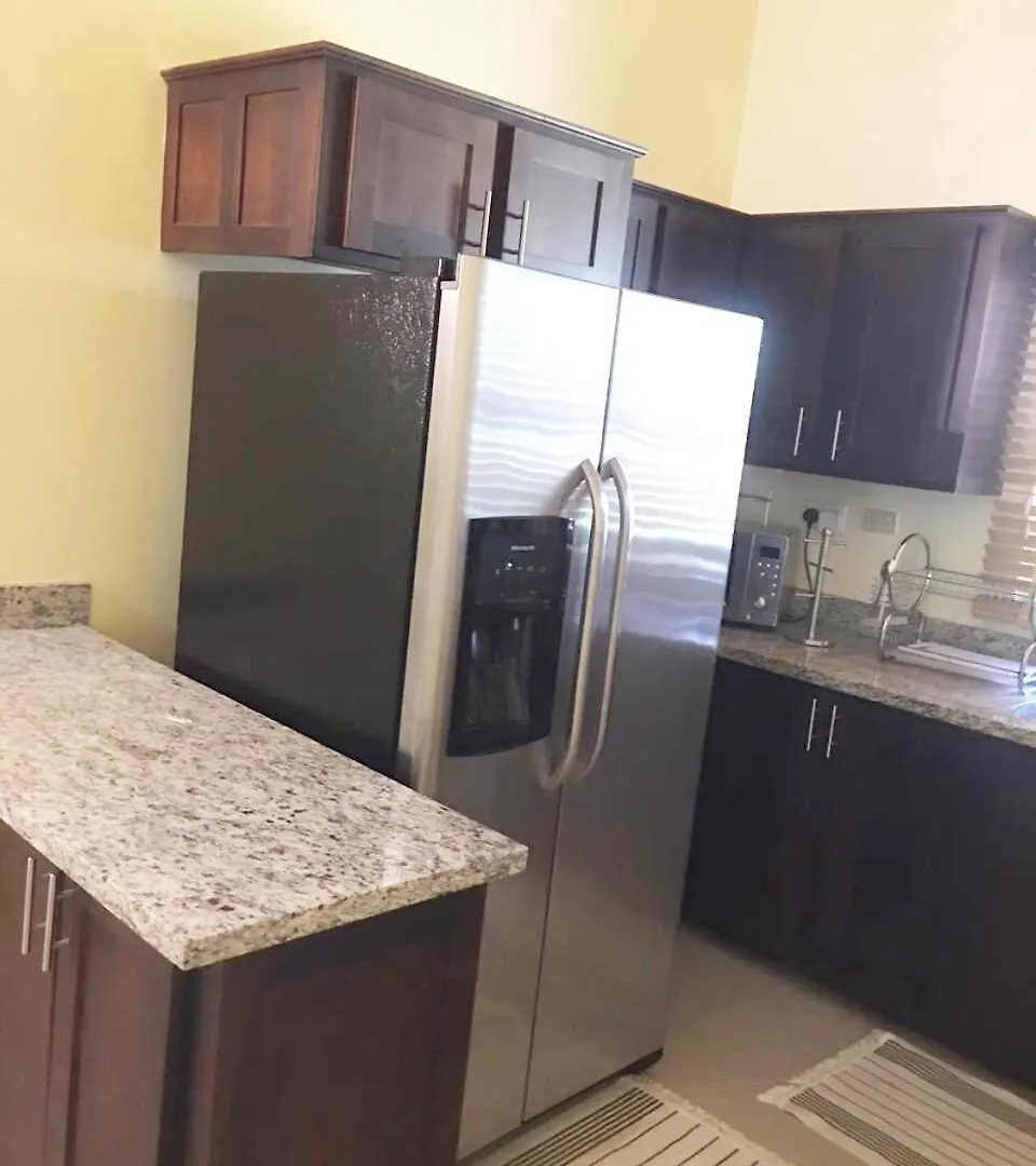 Holiday home 2Br Draxhall Country Club Jamaica With Ac And Pool Saint Ann's Bay